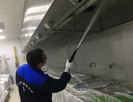 《全国餐饮经营单位安全生产规定》：明确烟道清洗频次与责任