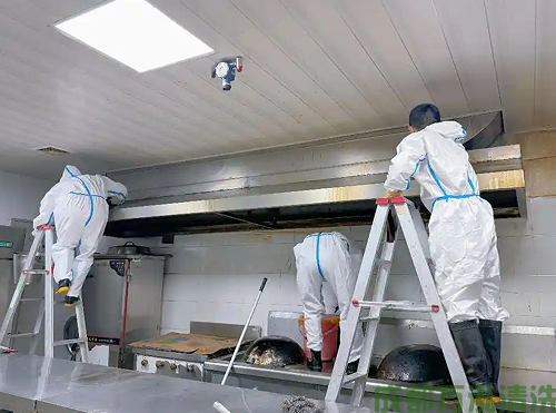 如何辨别大型油烟机/烟道清洗服务商是否正规？避免踩坑的核心要点有哪些？