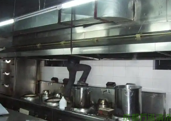 油烟清洗行业人才缺口加剧，专业培训体系亟待完善