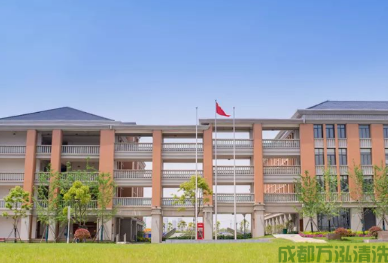 2025年7月03日达州某大学食堂油烟机和烟道清洗案例
