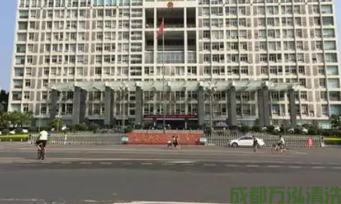 2025年9月18日资阳某国企单位食堂油烟机和烟道清洗案例